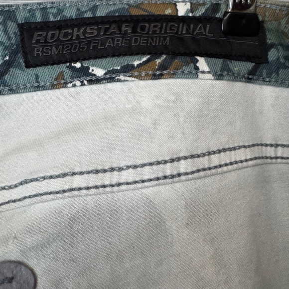 Rockstar Original RSM205 Men's 42x35 Giovanni Flare Denim Camo Distressed Jeans - Picture 6 of 8